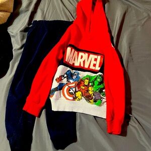 Marvel Avengers Boys Hoodie Size 6